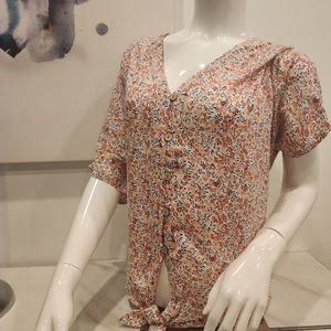 Cynthia Rowley,  Women's, size xl, short sleeve floral button-up blouse.